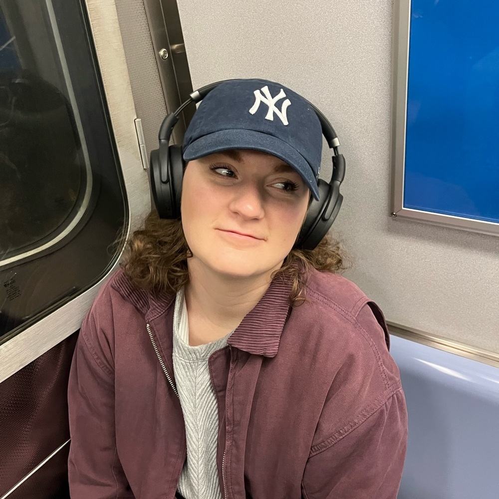 Meet your Posher, Hillary